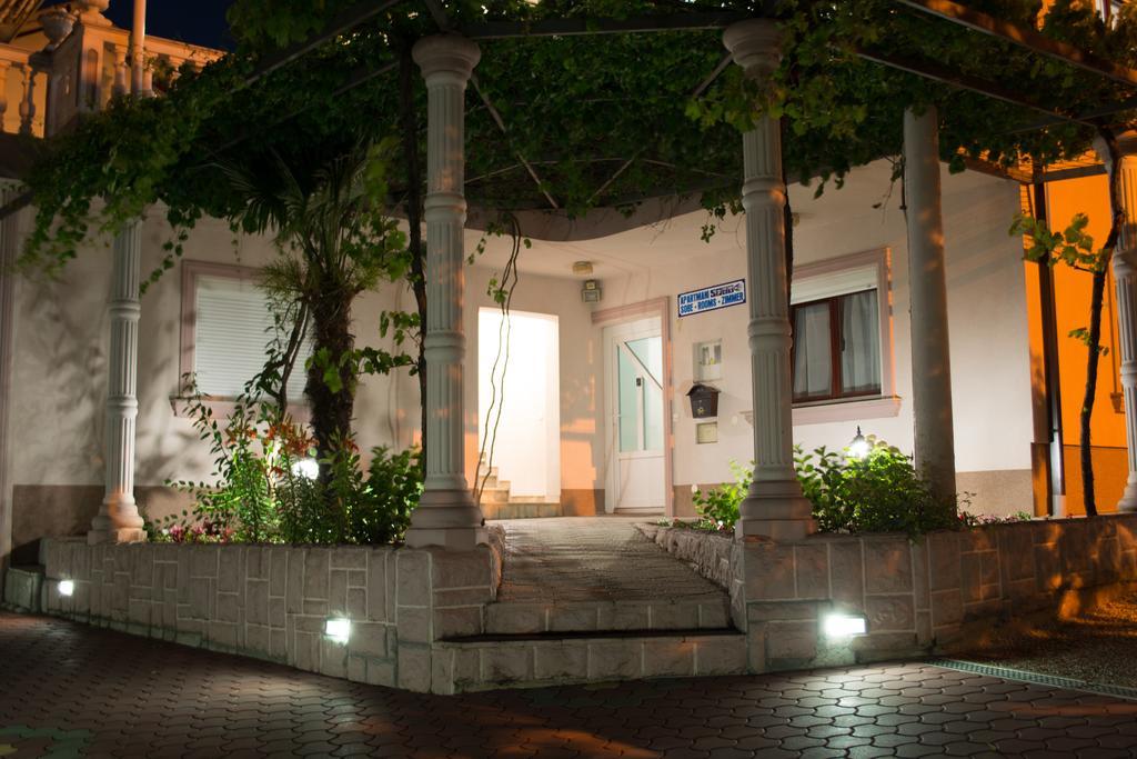 Villa Palma Guesthouse Mostar Esterno foto