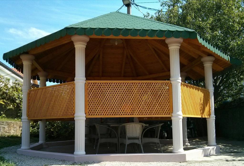 Villa Palma Guesthouse Mostar Esterno foto